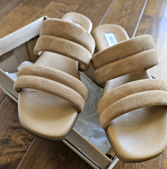 Steve Madden Suede Wizen Sandals - Picture 6 of 12
